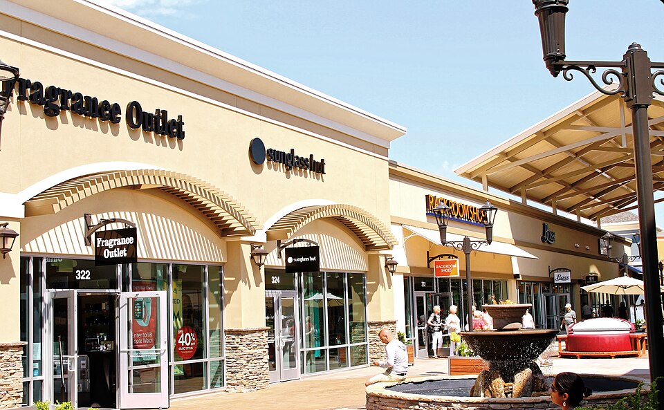 Biltmore Square Mall
