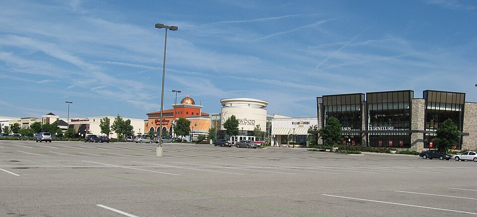Kenwood Plaza