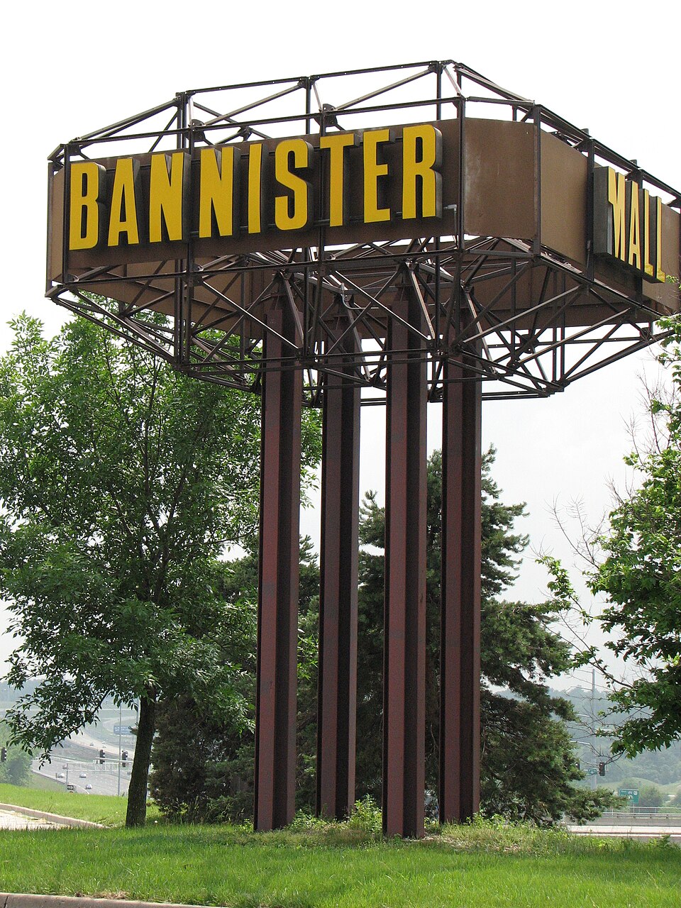 Bannister Mall
