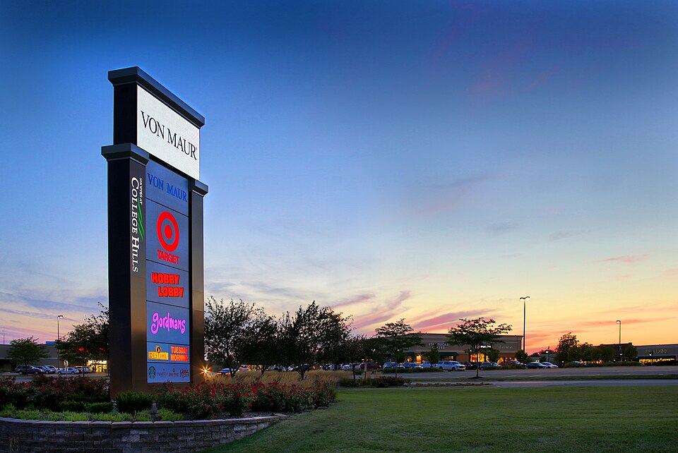 College Hills Mall