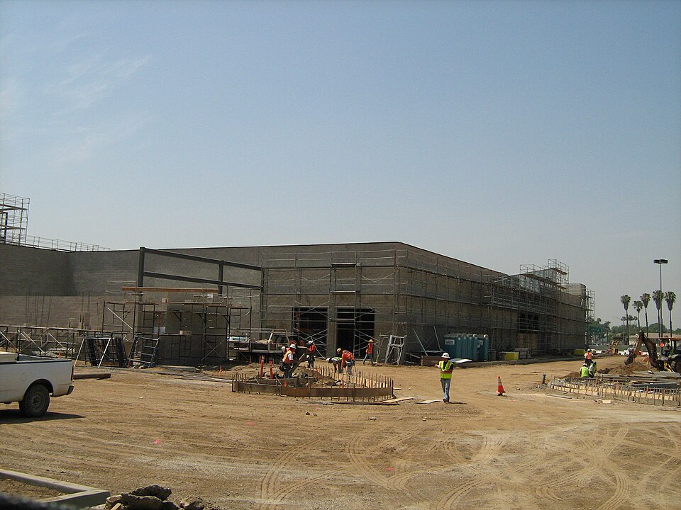 West Covina Plaza