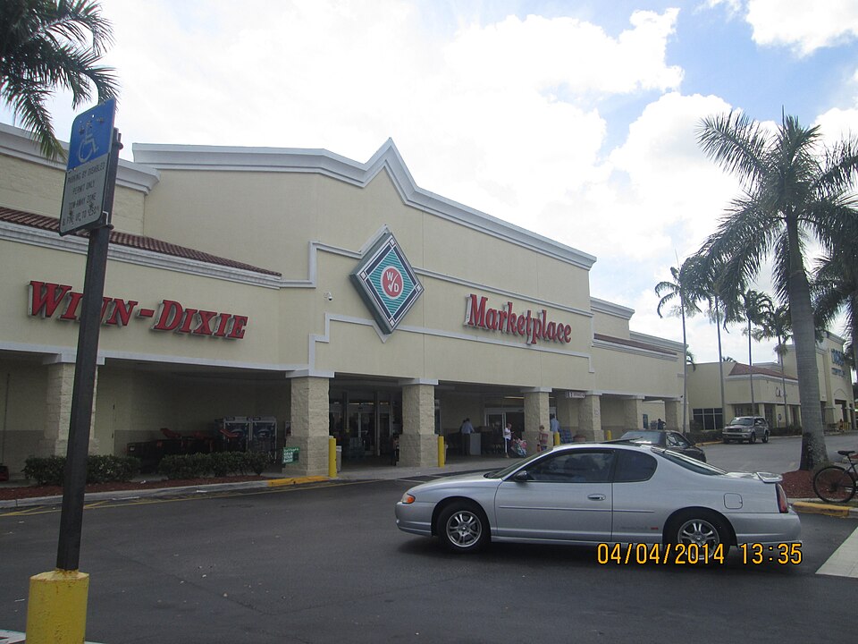 Cross County Mall